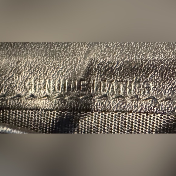 BALLY | Black Calfskin Ribbon Continental Wallet - Picture 15 of 16